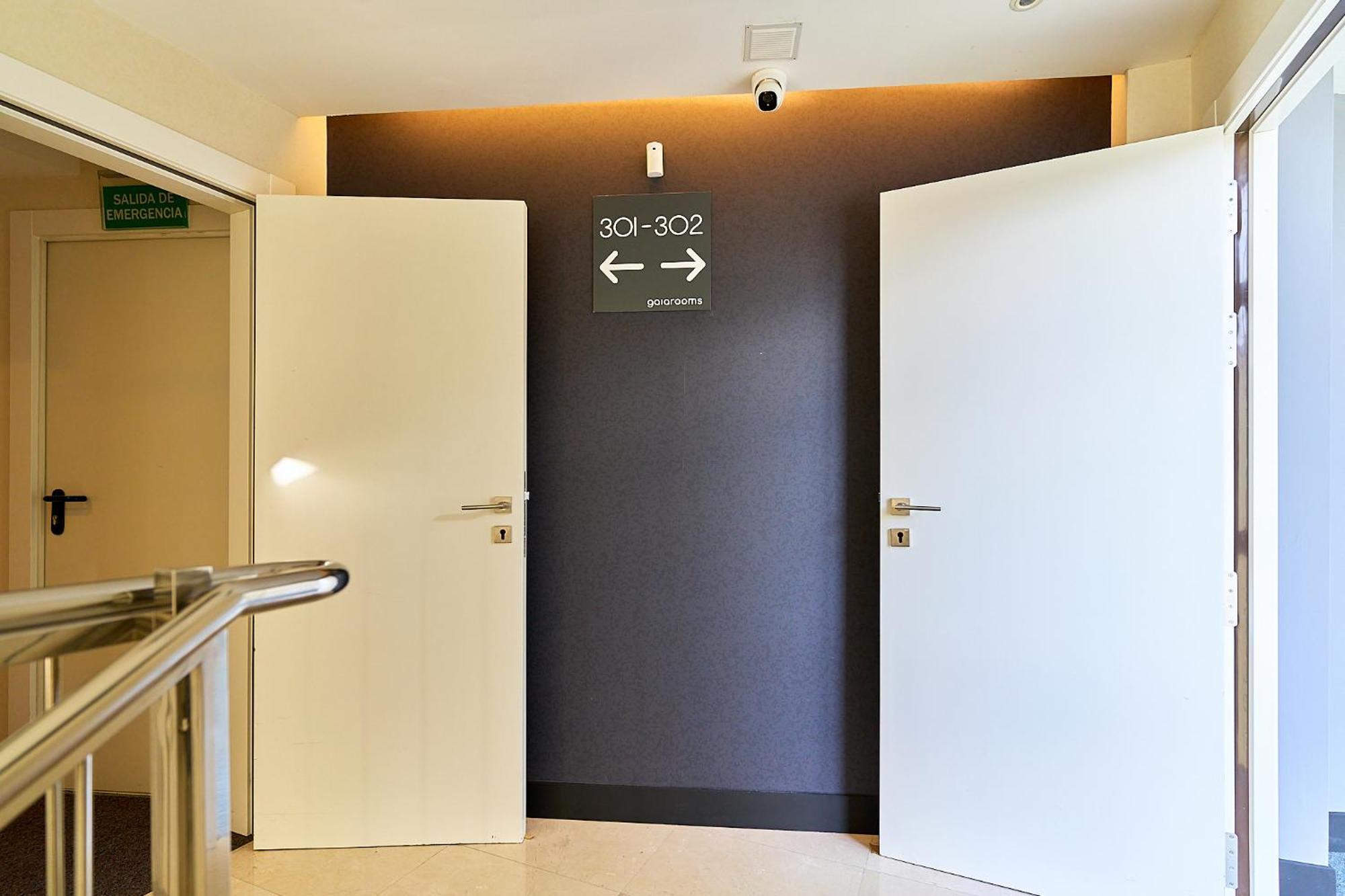 לאון Hotel Barrio Humedo By Gaiarooms מראה חיצוני תמונה